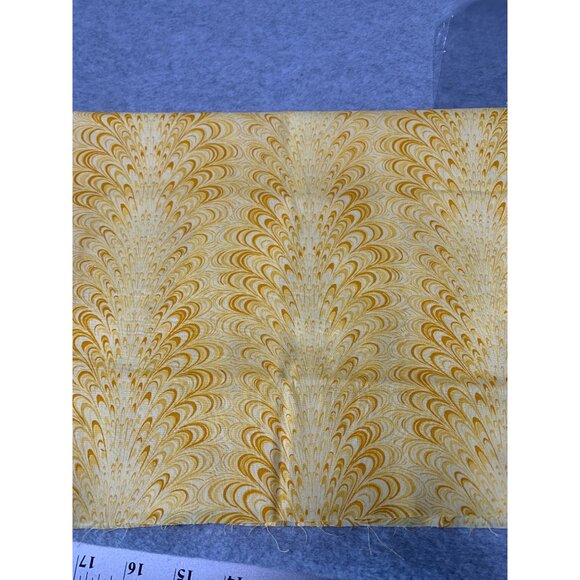 Yellow Marbled Cotton Fabric Fat Quarter Quilting Crafts Sewing - Picture 3 of 4